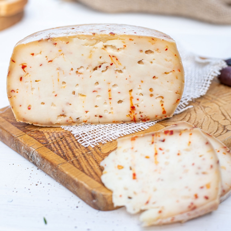 Fattoria Antonič pecorino del carso peperoncino Ceroglie